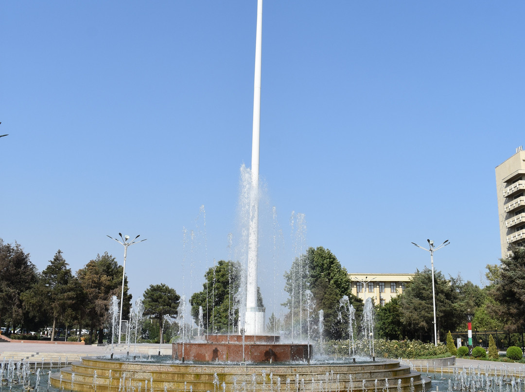 The Flagpole with the Flag of Tajikistan景点图片