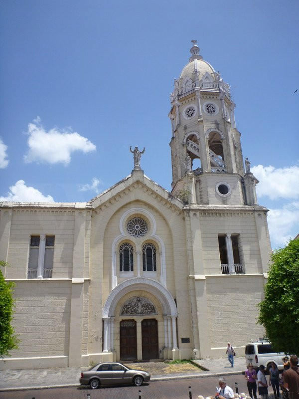 Plaza Bolivar景点图片