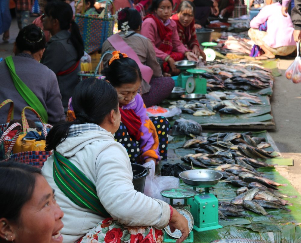 Mine Thauk Market-Nyaungshwe必去景点