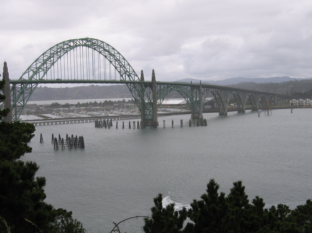 Yaquina Bay Bridge-纽波特必去景点