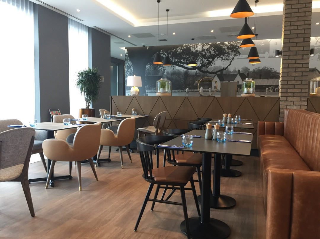 Courtyard by Marriott Oxford South主图