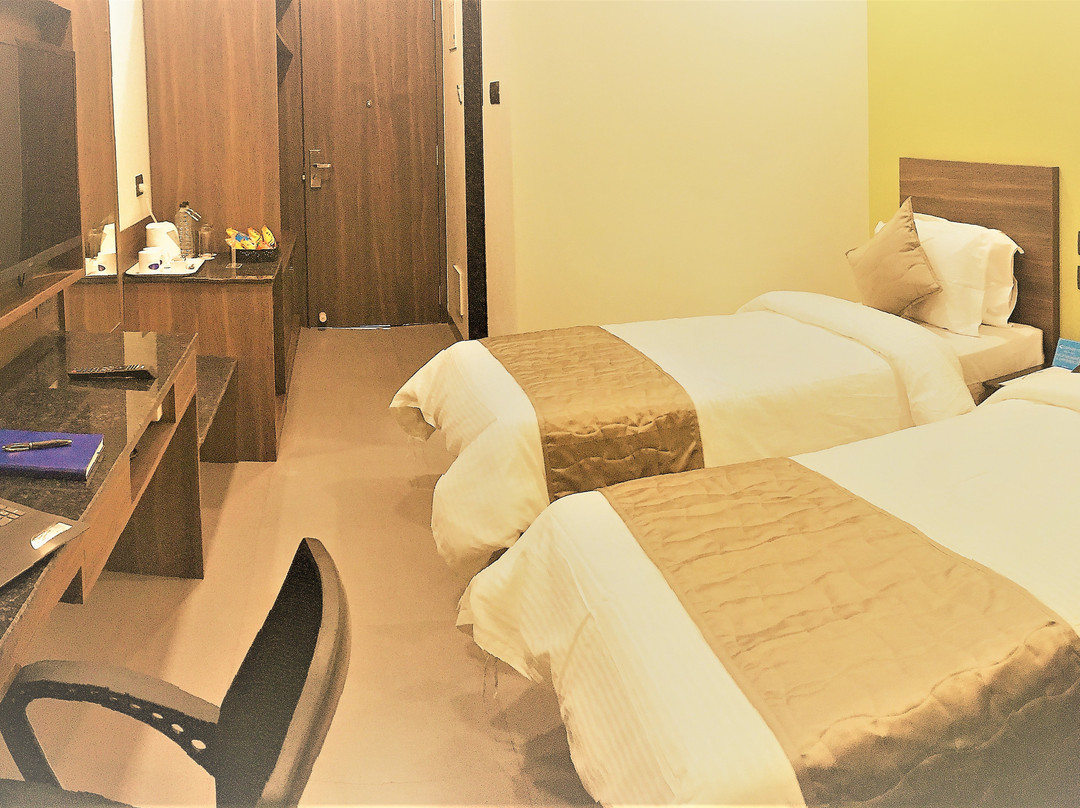 GenX Surat By 1589 Hotels主图