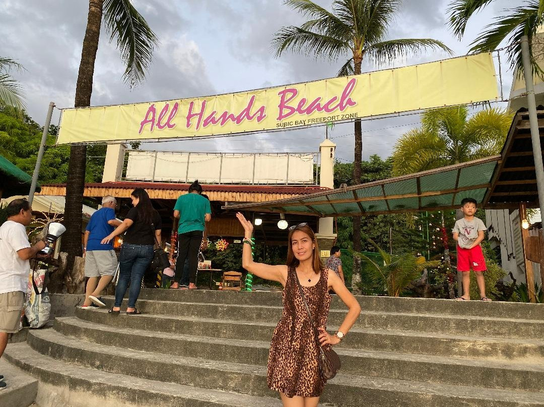 All Hands Beach景点图片