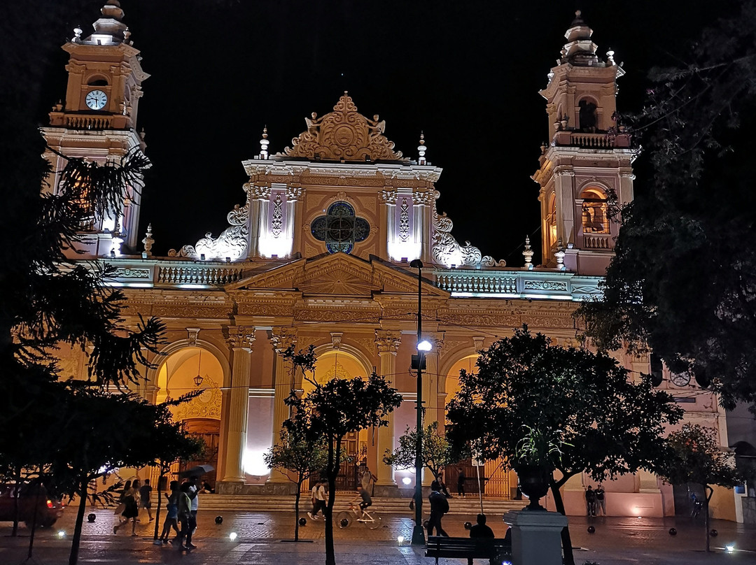 Hotel Victoria Plaza主图