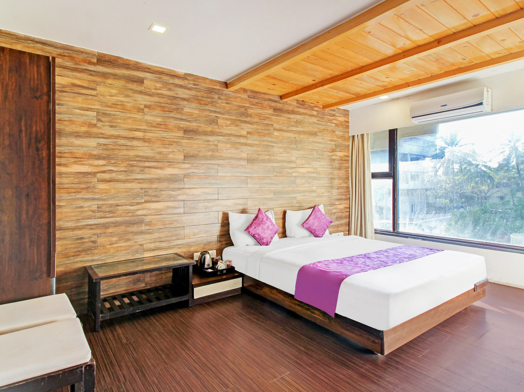 Treebo Tryst Crown Inn主图