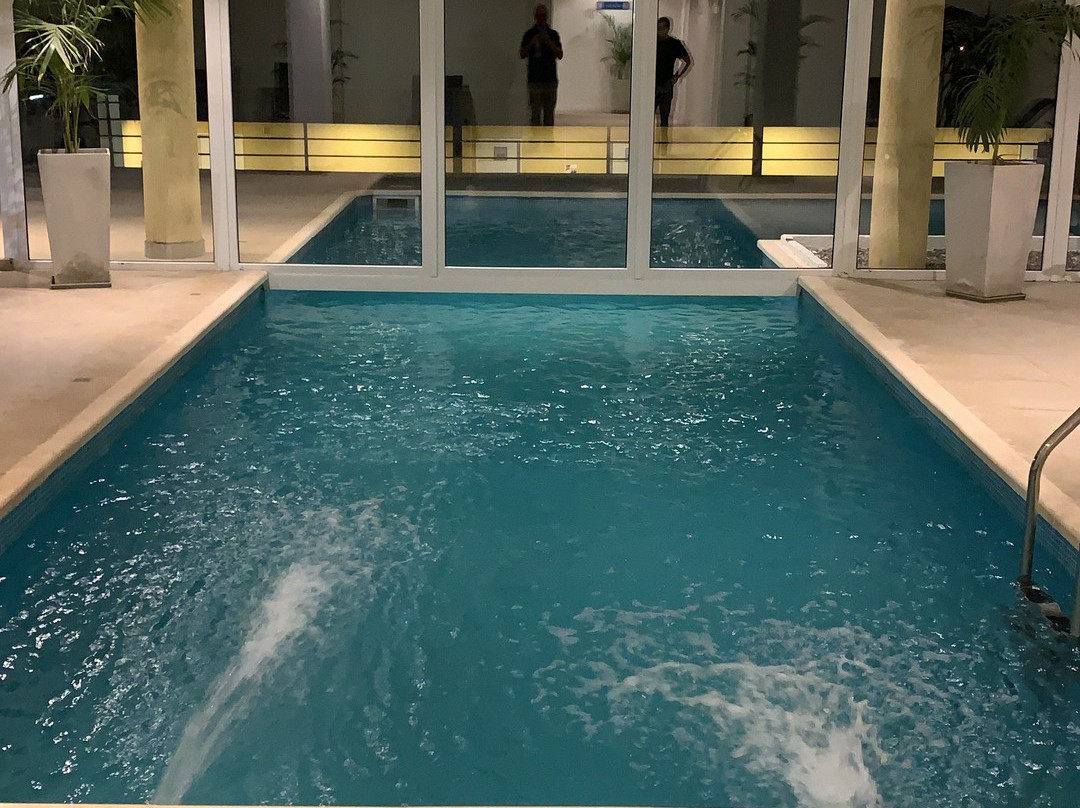 WENELEN EXECUTIVE HOTEl主图