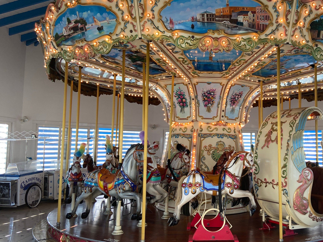 Carousel Gelateria and Bar-辛普森湾必去景点