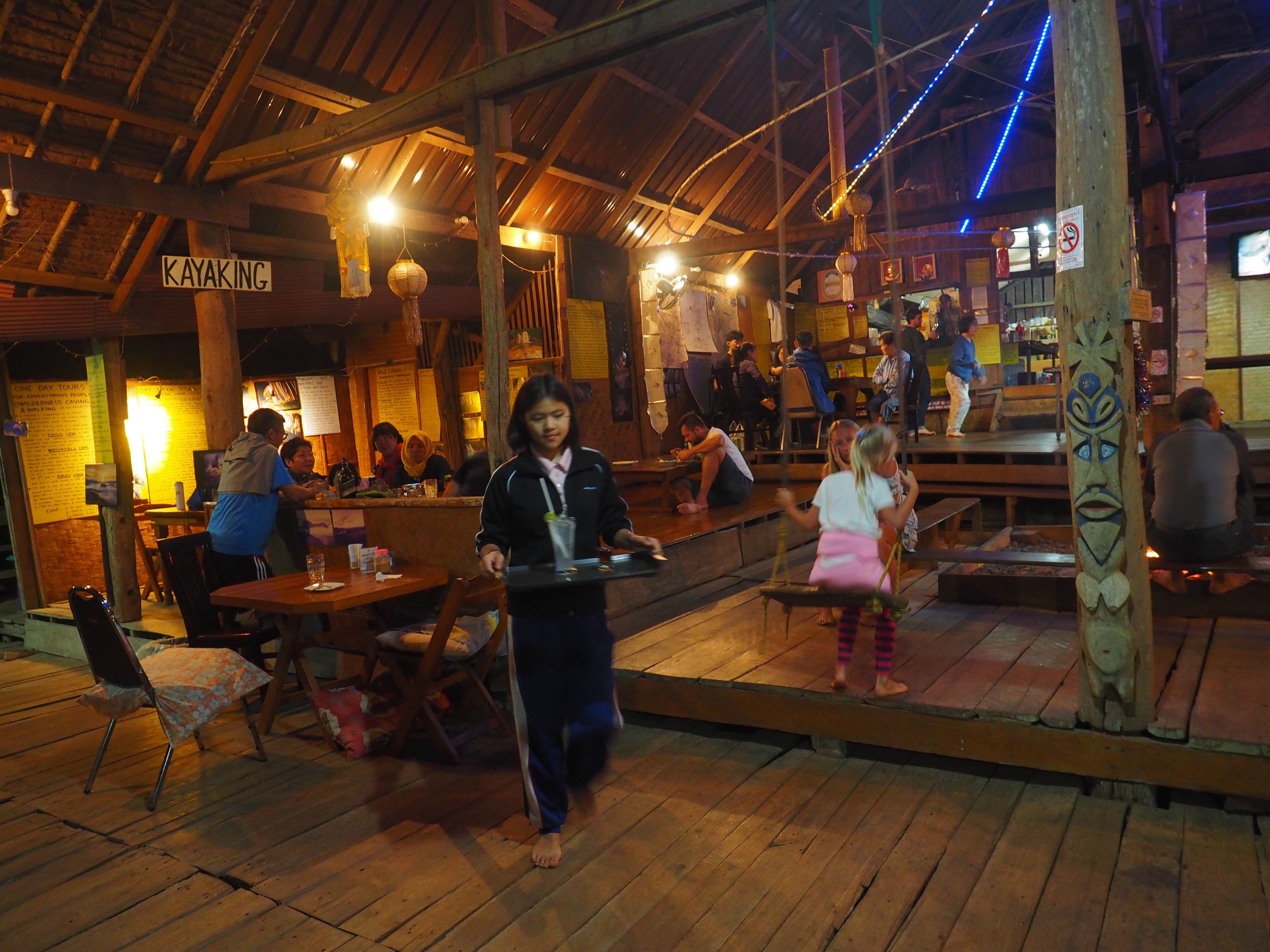 Cave Lodge-餐饮