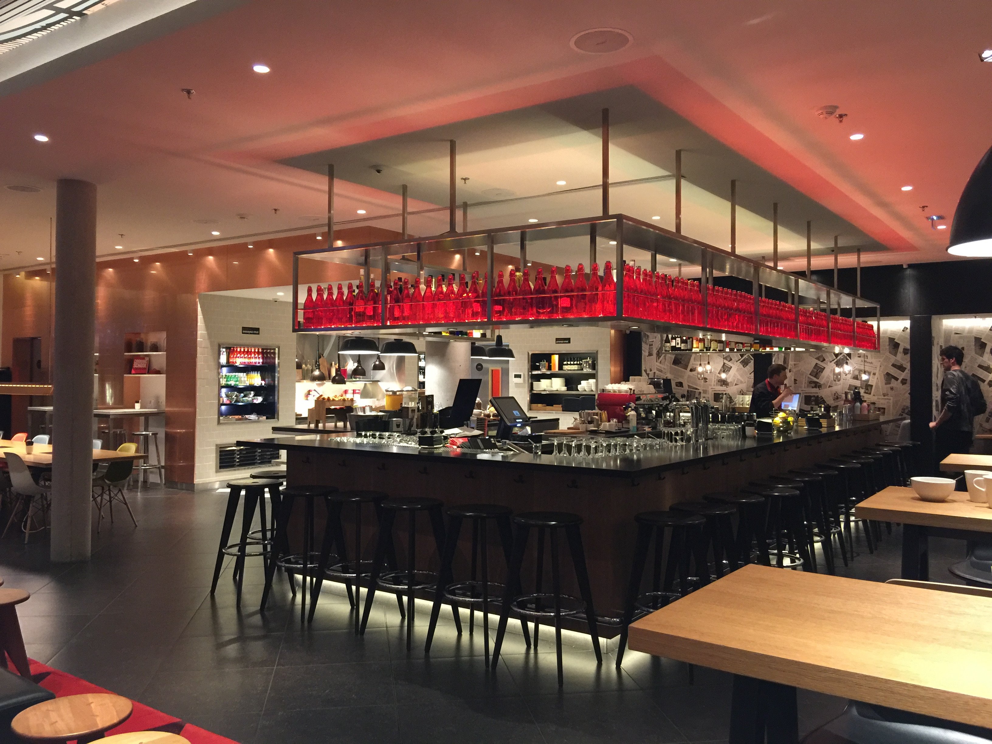 Citizenm Paris La Defense-餐饮