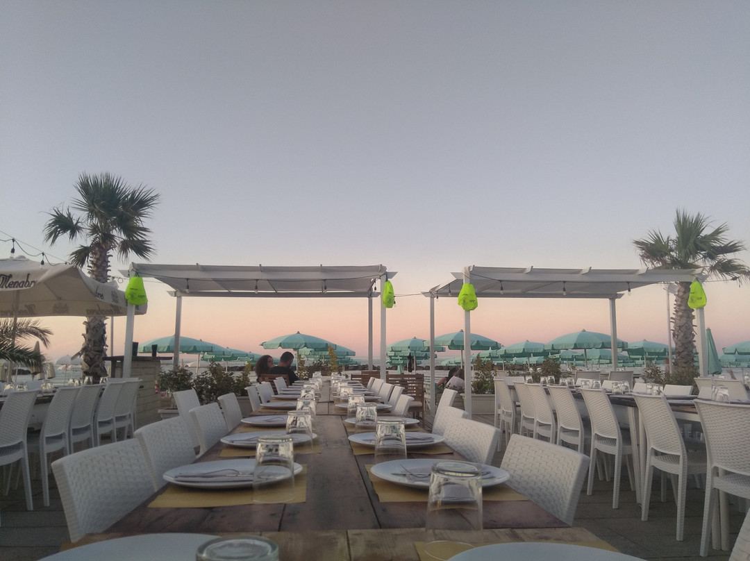 La Nella Beach Experience景点图片
