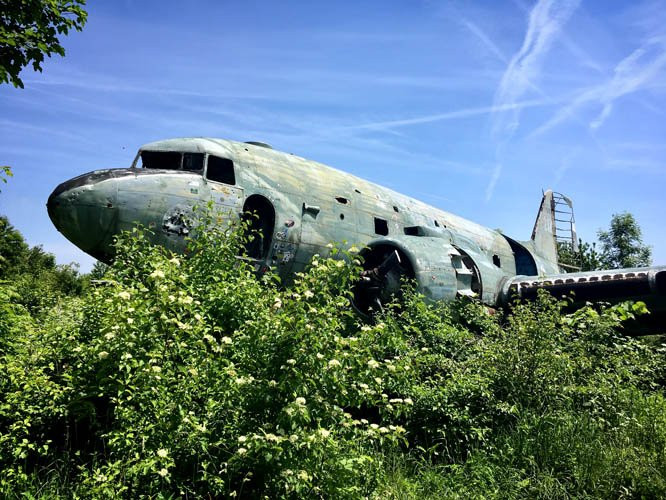 Zeljava Air Base-十六湖必去景点