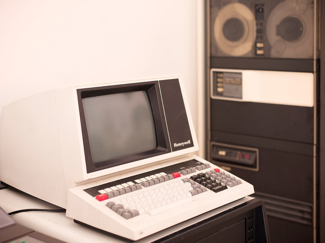 Museo dell'Informatica Funzionante-帕拉佐洛-阿克雷德必去景点