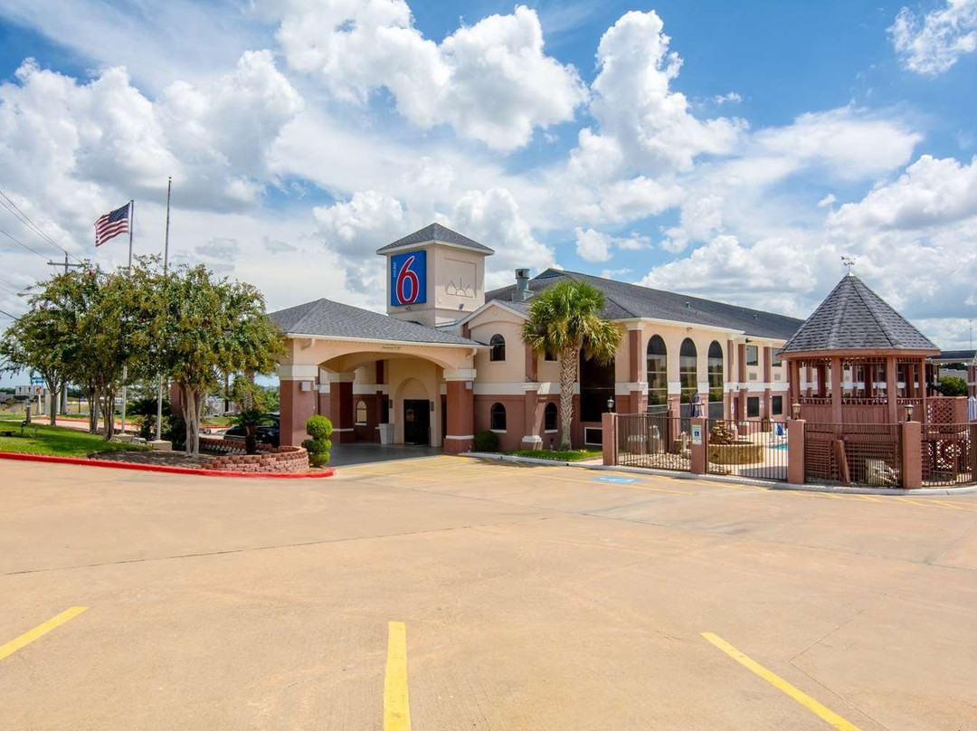 Motel 6 Brenham主图