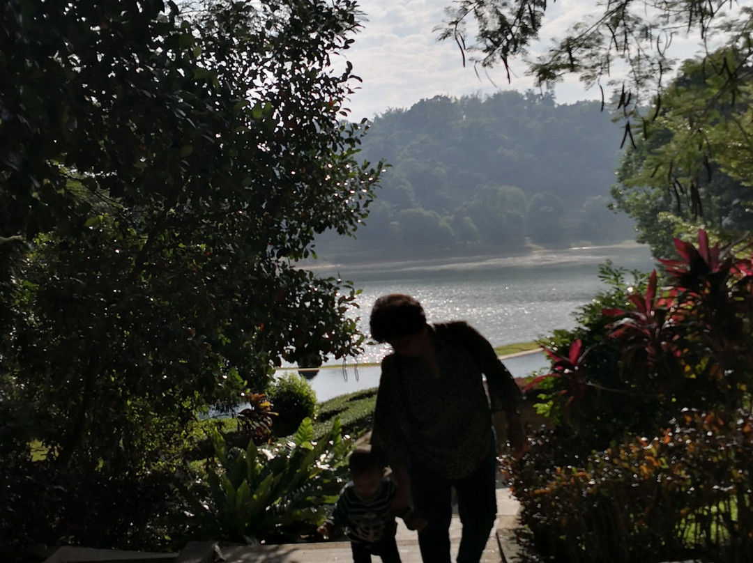 瓦娜瑟姆健康怡美度假村主图