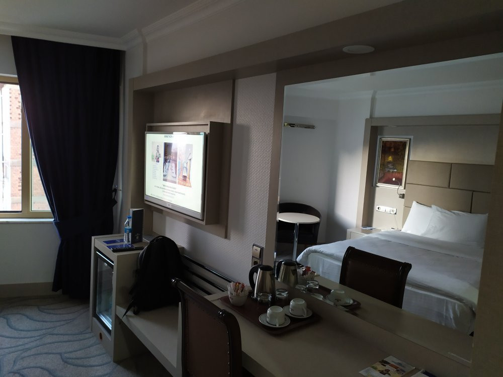 Marathon Hotel主图