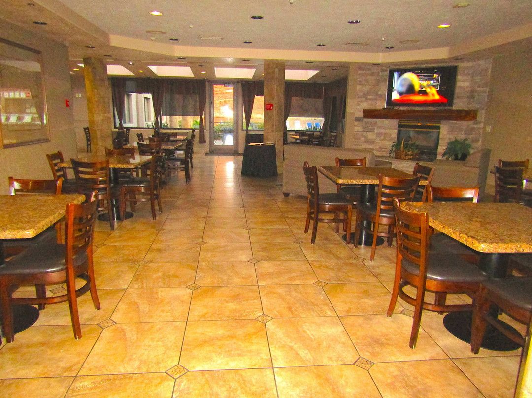 圣乔治华美达旅馆主图