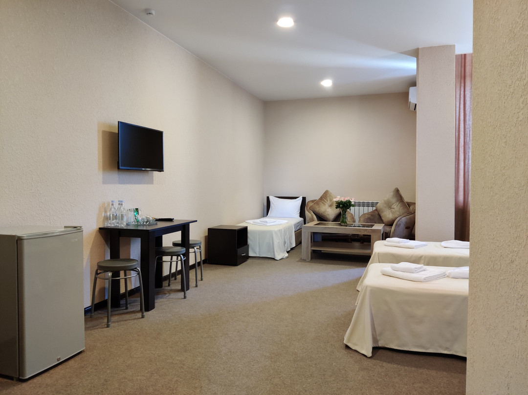 Richmind Hotel主图