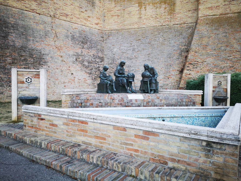 Fontana delle Merlettaie景点图片