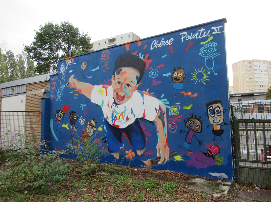 Fresque "Le chêne pointu II"-Clichy-Sous-Bois必去景点