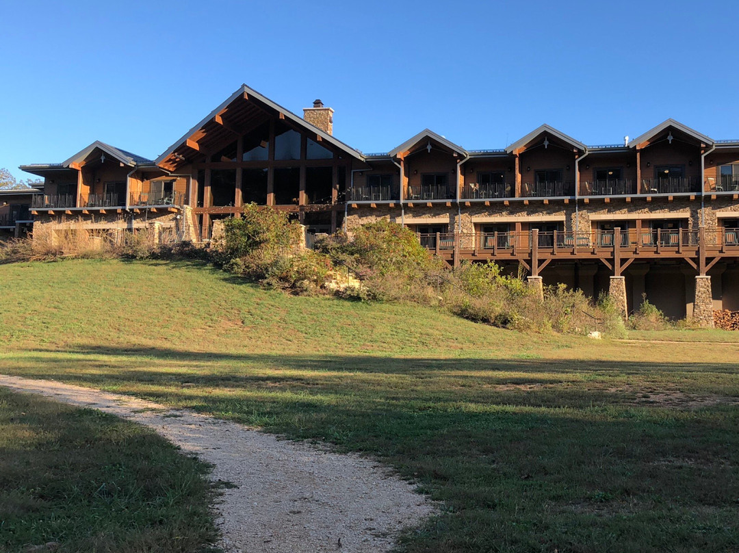 Echo Bluff State Park Lodge主图