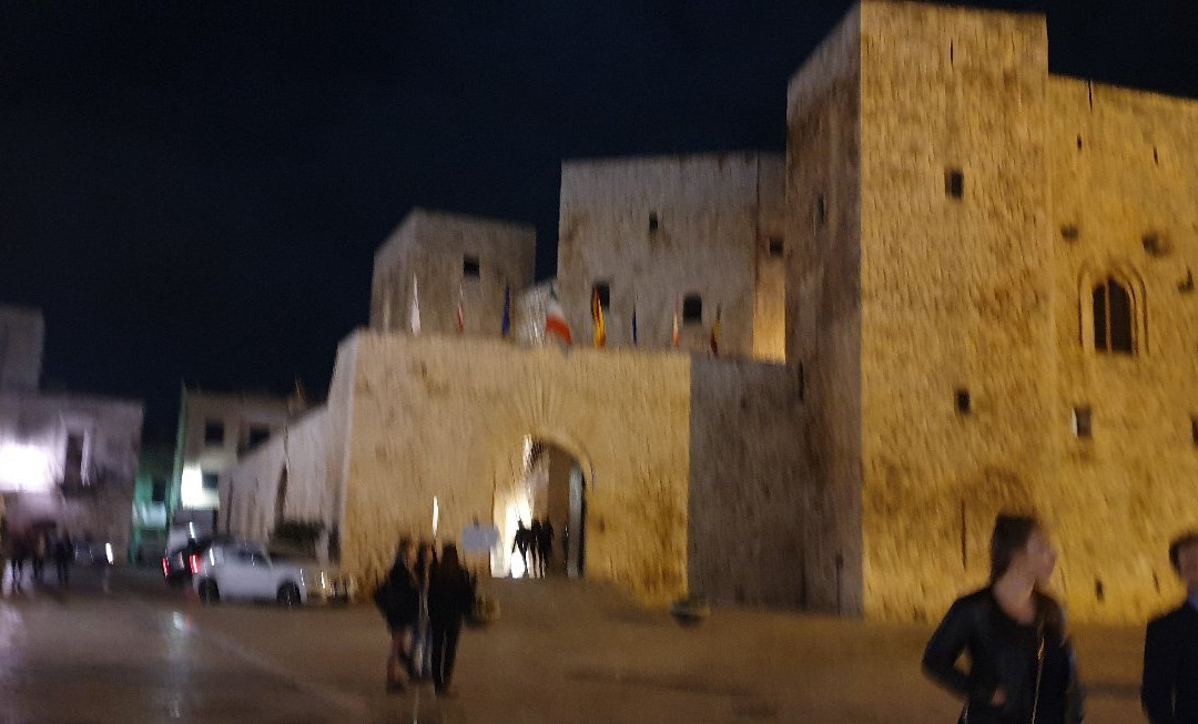 Castello Normanno Svevo-Sannicandro di Bari必去景点