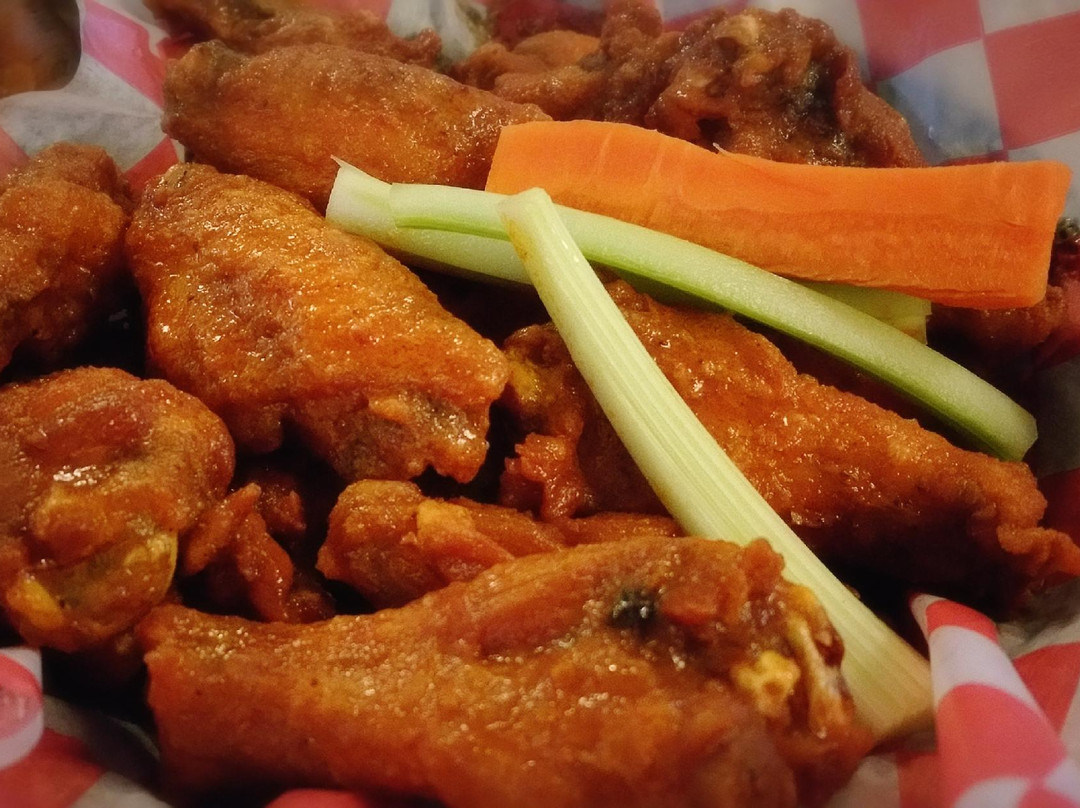 Sharky's Wings & Raw Bar景点图片