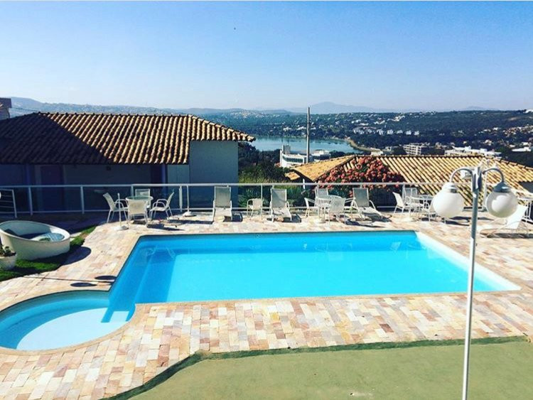 鲁阿克旅馆主图