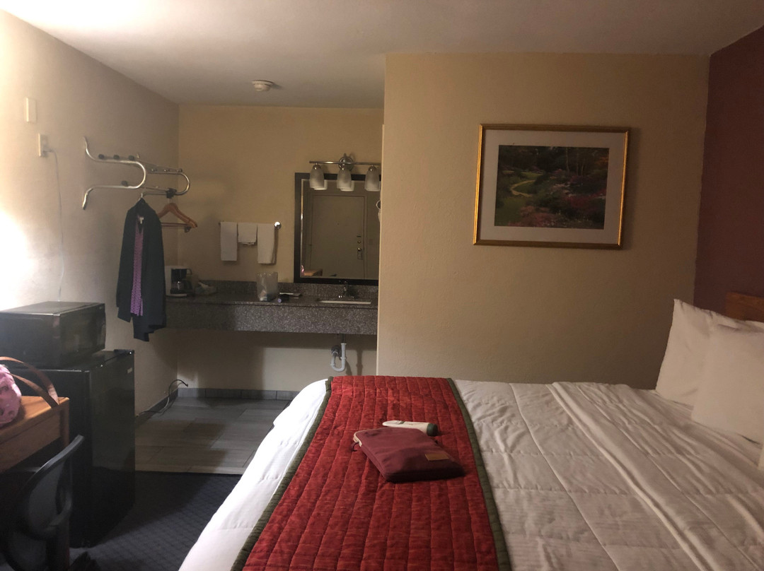 Westwoods Motel主图