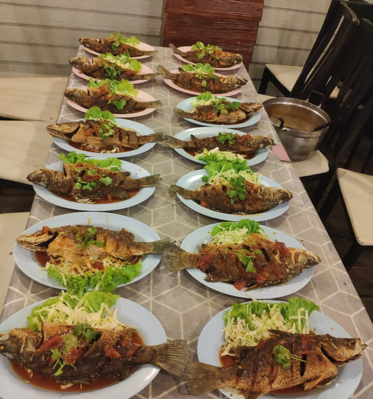 皮姆玛恩海滩酒店主图