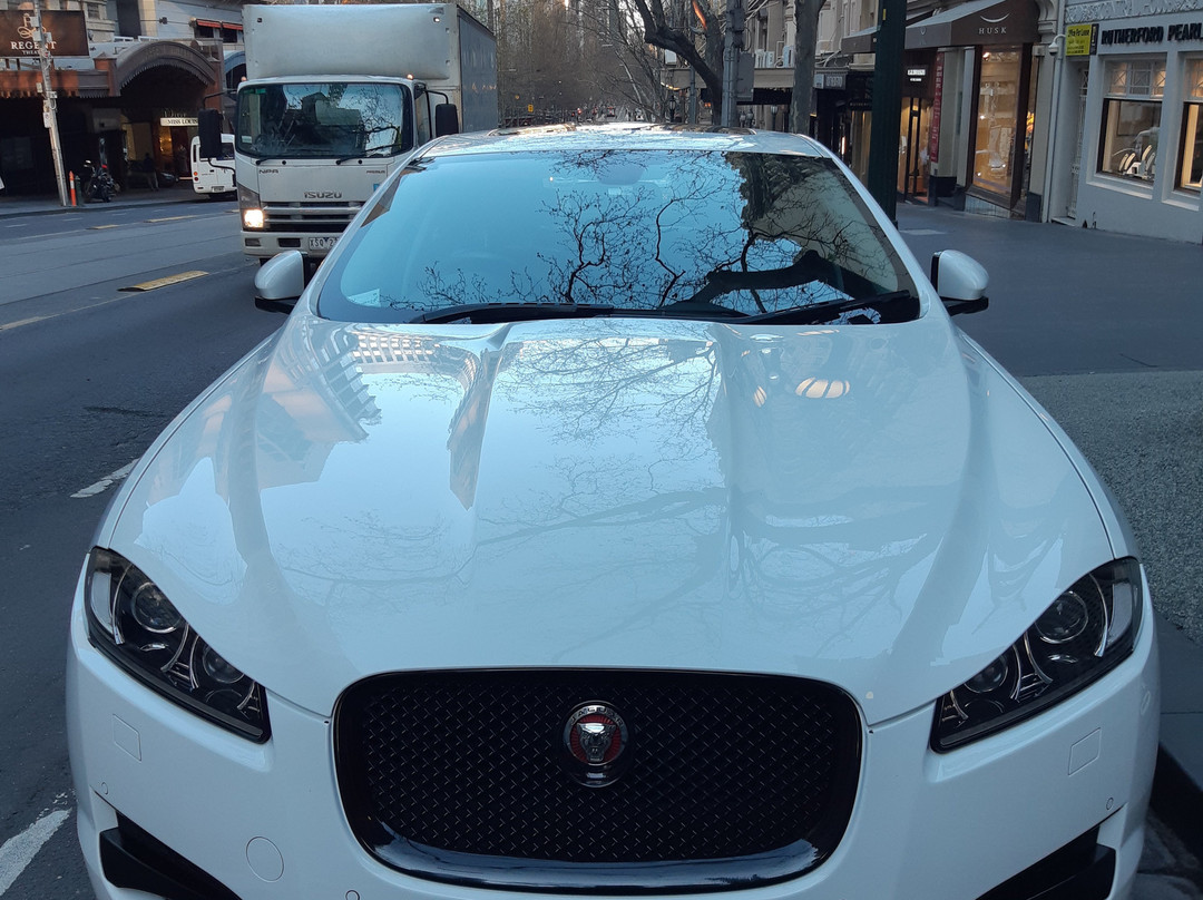 Afg Chauffeur Car-Hallam必去景点