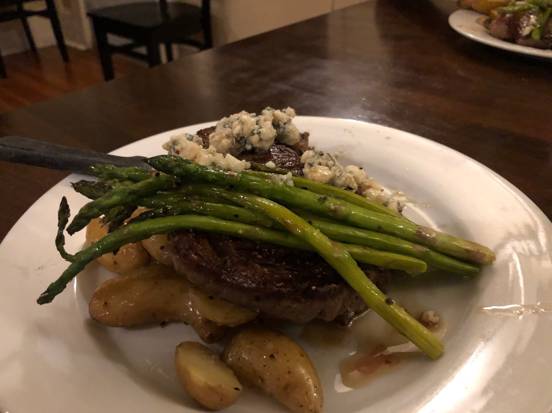 The Monhegan House主图