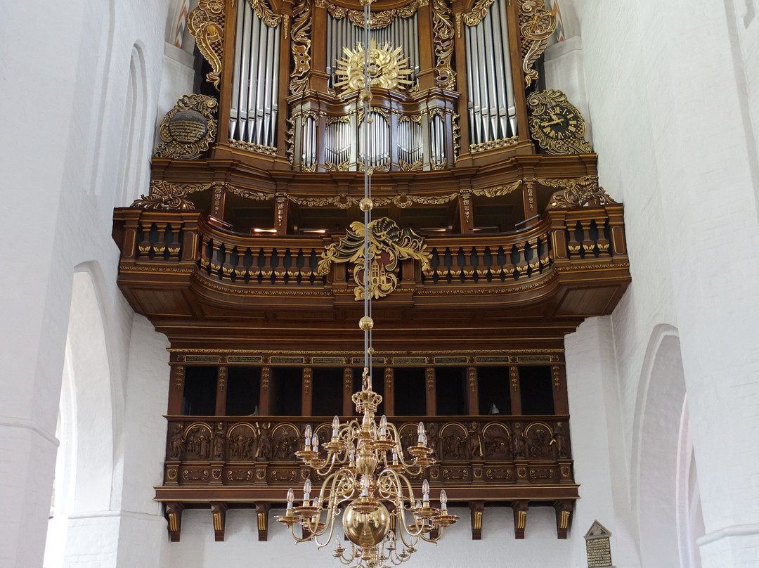 Sct. Mortens Kirke-兰讷斯必去景点