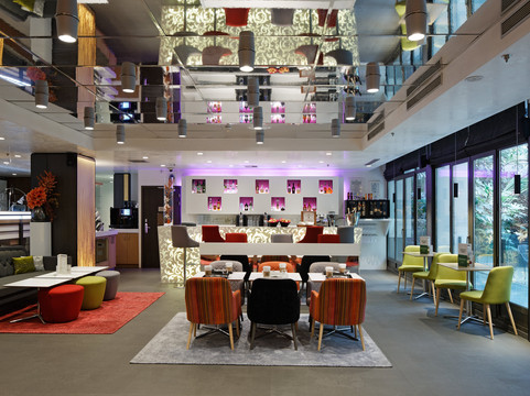 巴黎左岸艺术女士酒店主图