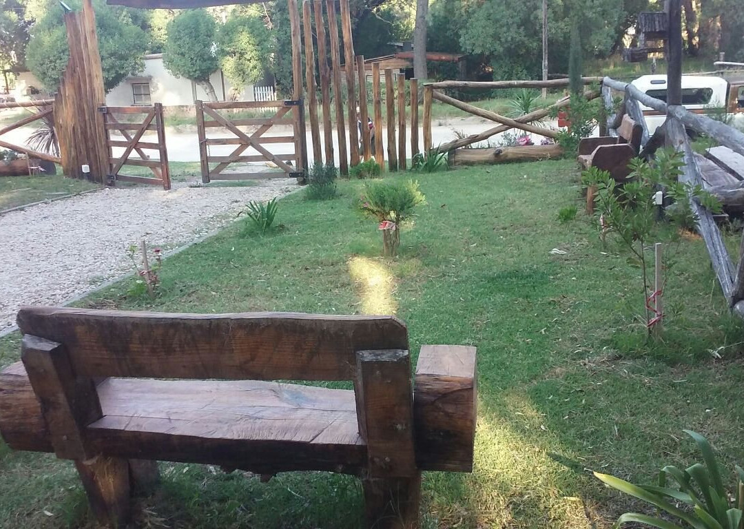 Cabañas La Felicidad en Claromeco主图