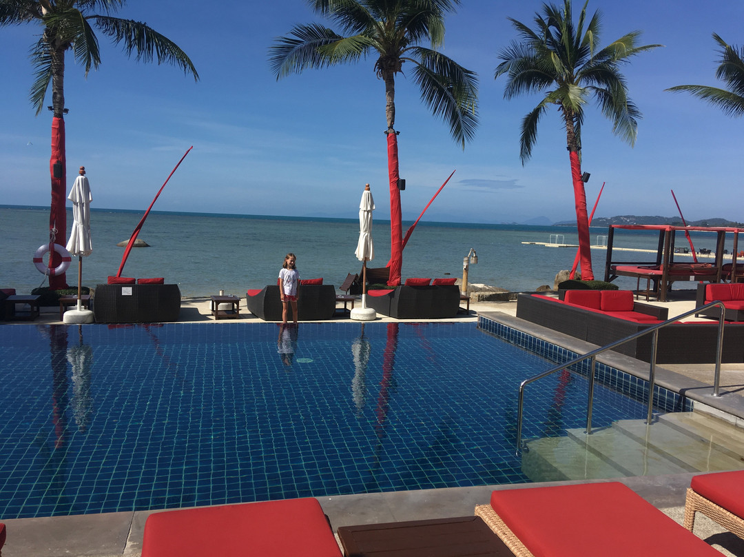 苏梅岛海滩共和国酒店主图