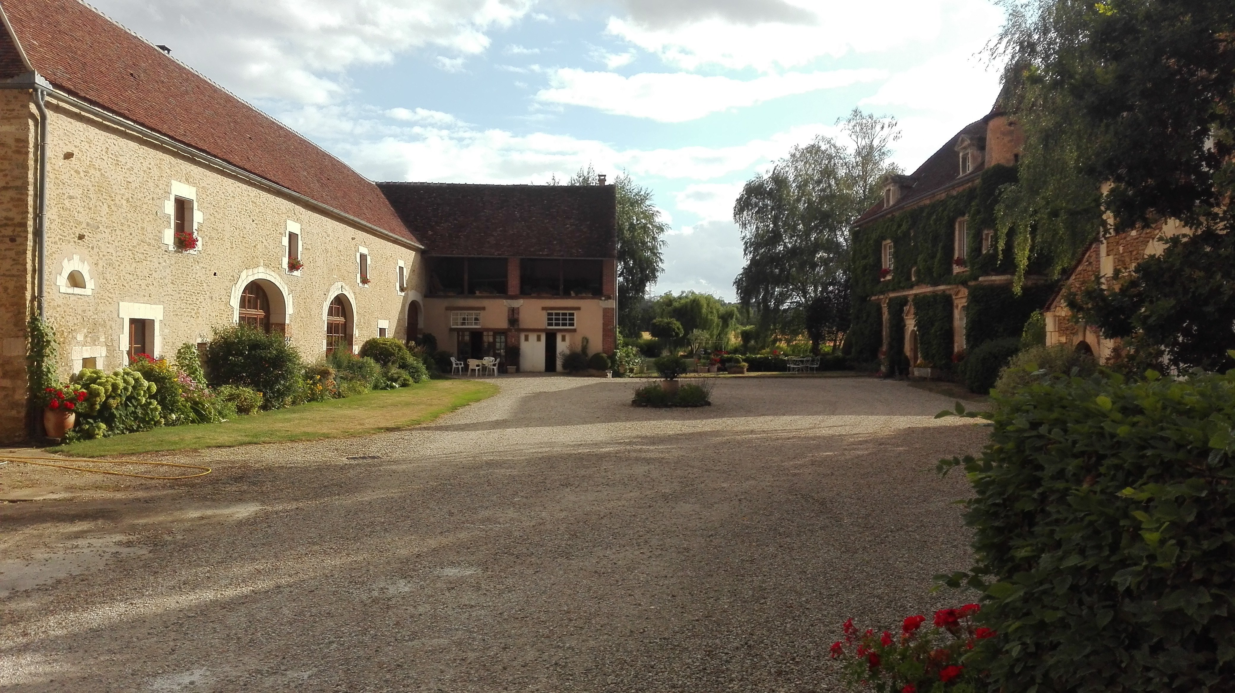 Château De Ribourdin-浴室