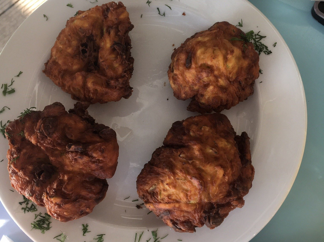 Delfini Beach Bar-Kini必去景点