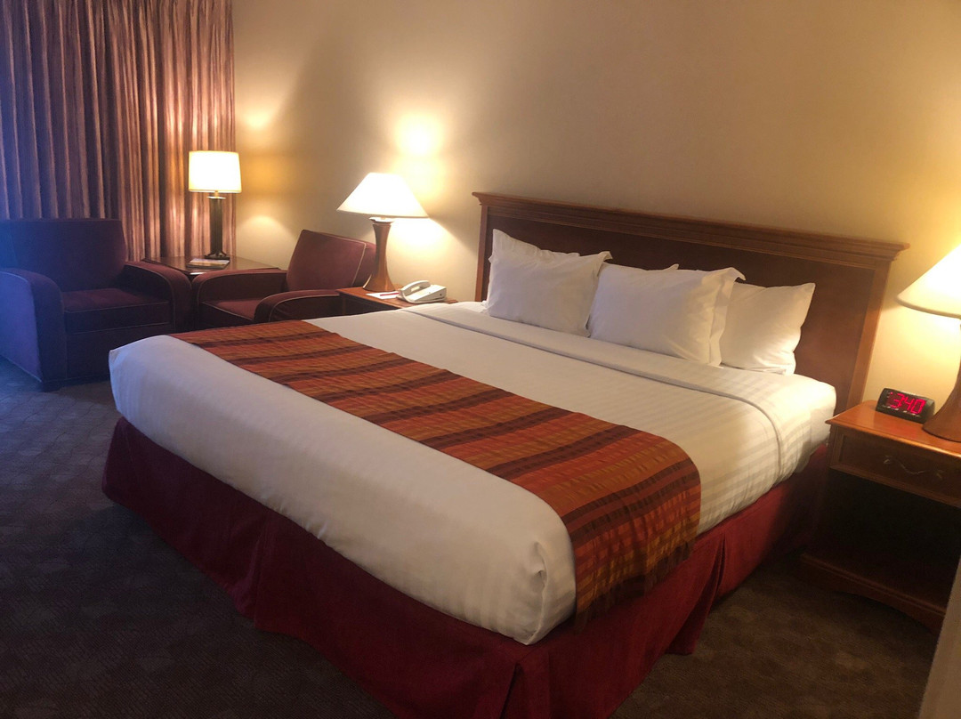 盖特威酒店及会议中心主图