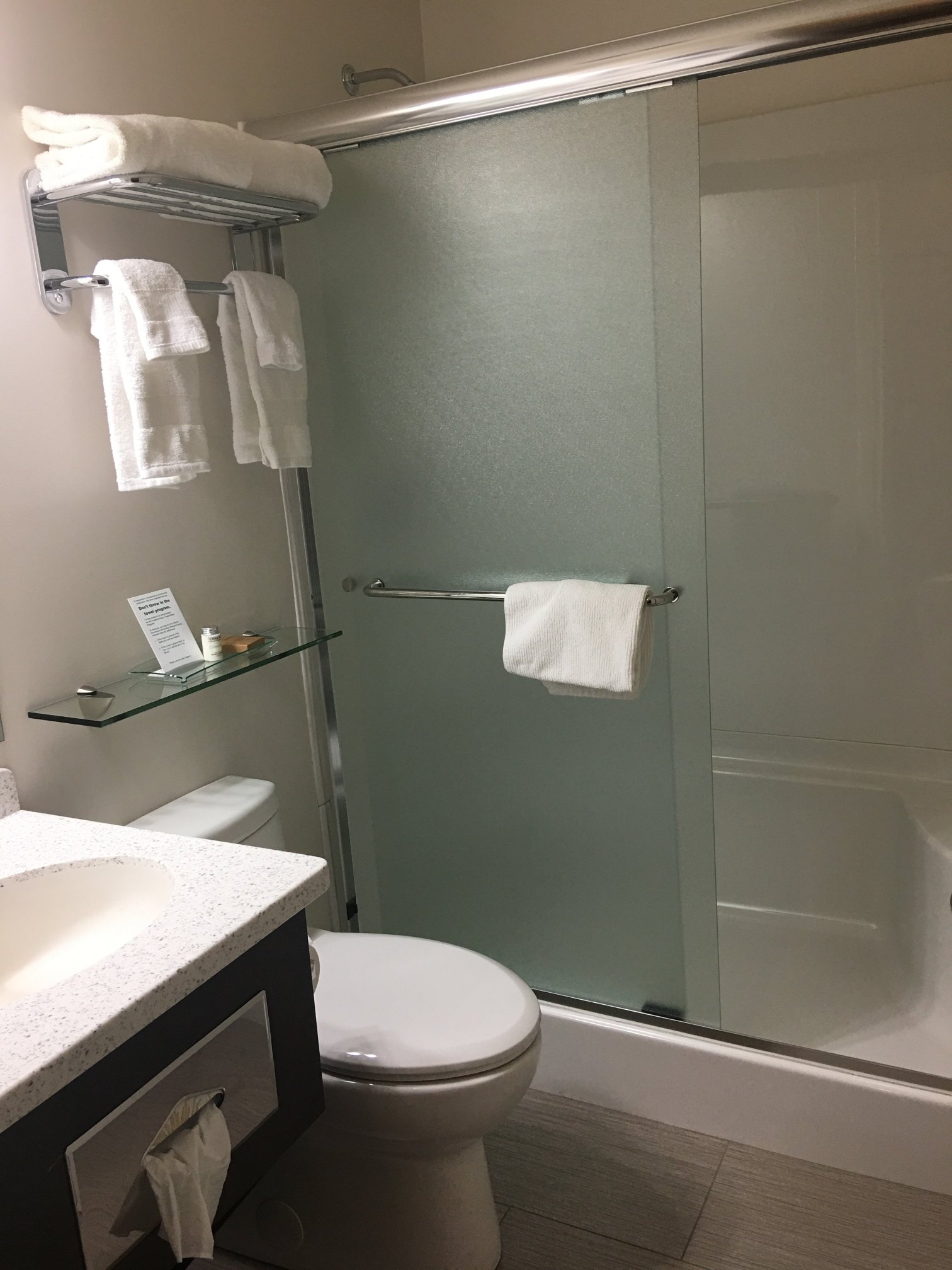 Billy Barker Casino Hotel-浴室