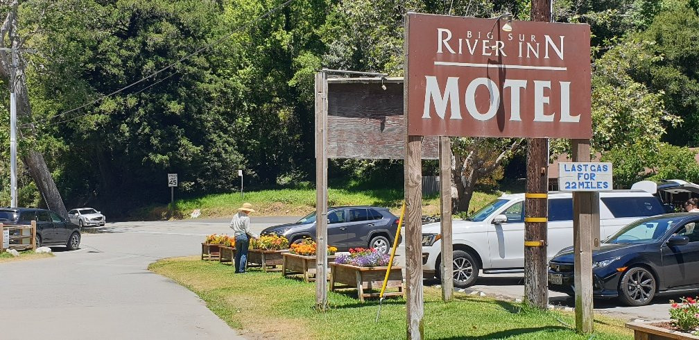 大苏尔河酒店主图