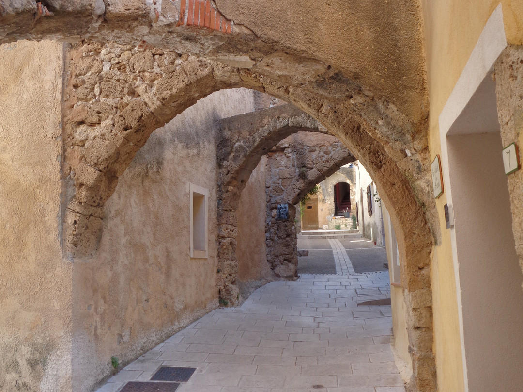 Office de Tourisme de Villecroze-Villecroze必去景点