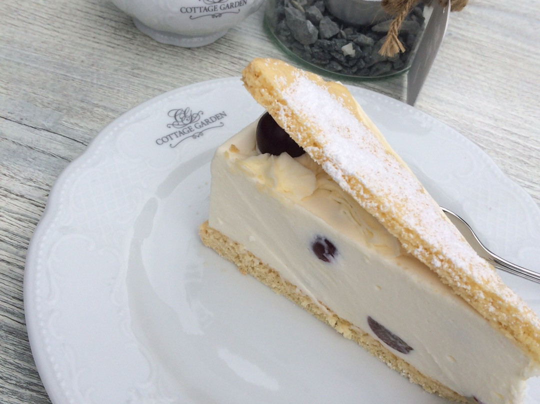 White Cottage Garden主图