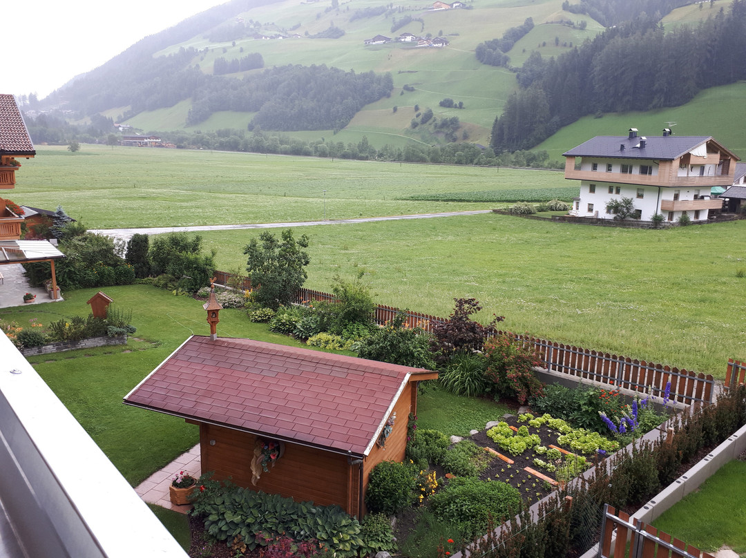 Martinshof Berg Herz Hotel主图