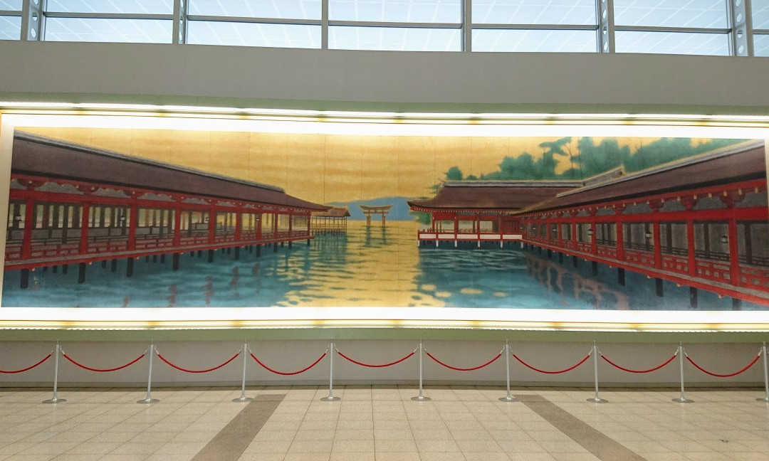 Hiroshima Airport Ceramic Mural景点图片