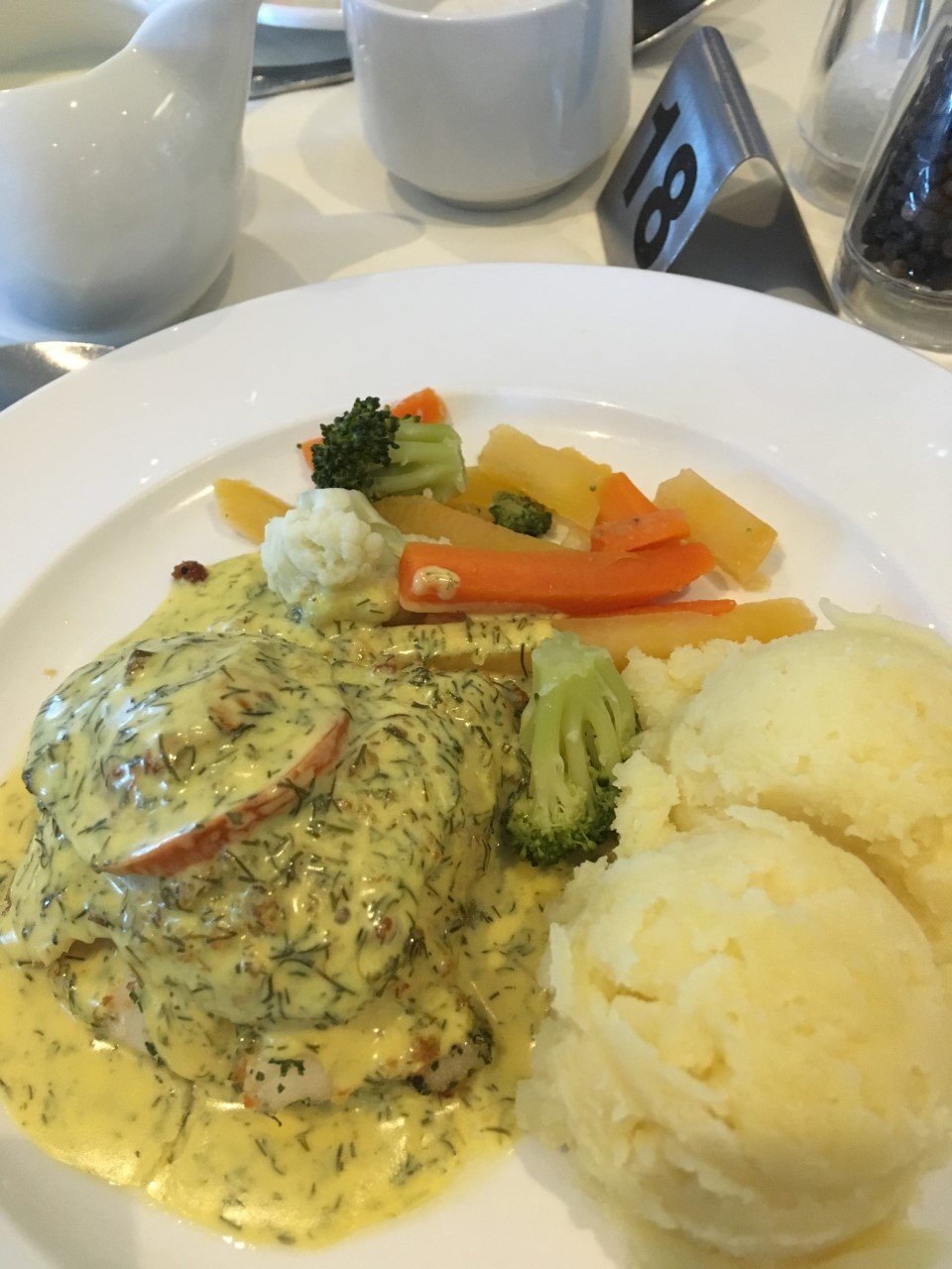 莫扎迪斯酒店-餐饮