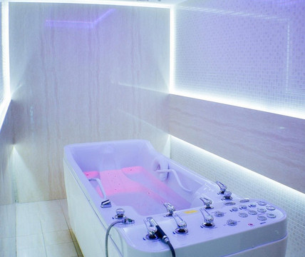 Frederic Moreno-Kherson必去景点