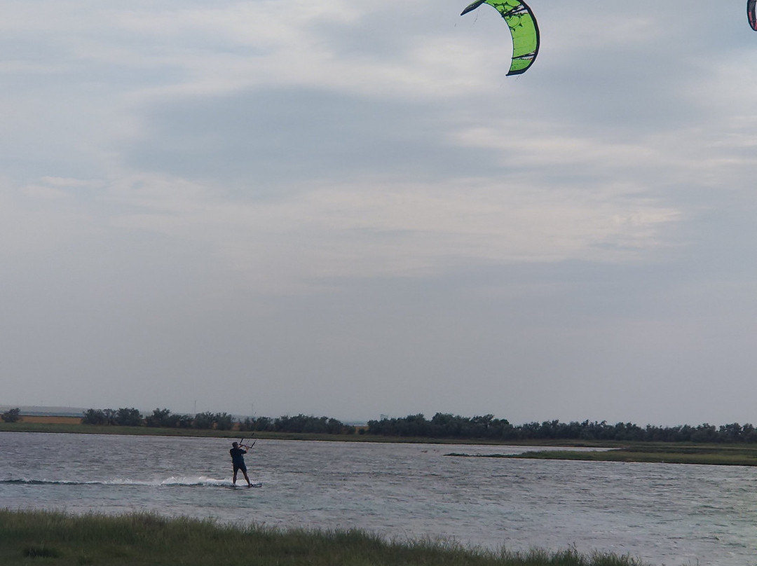 Kite Surfing School Tochka Otriva景点图片