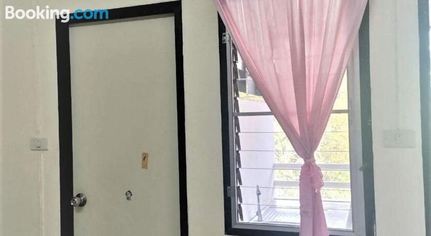 Peungthong Residence - Mae Jo University