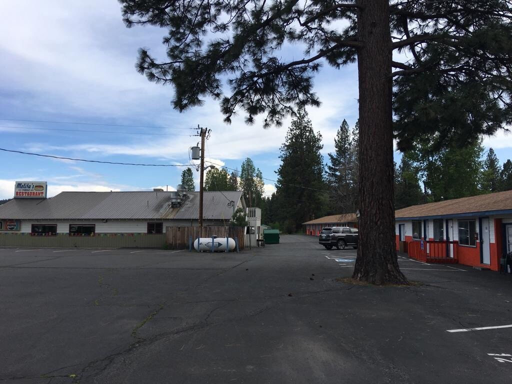 Melita's Crater Lake Adventures主图