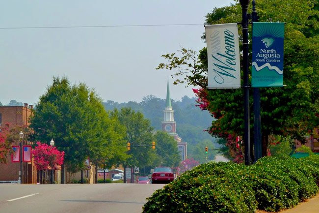 Deluxe Inn Lodging主图